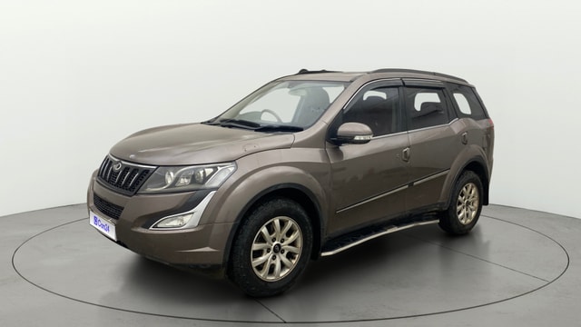 View Mahindra XUV500 Image 23 Used Mahindra XUV500 Image 23