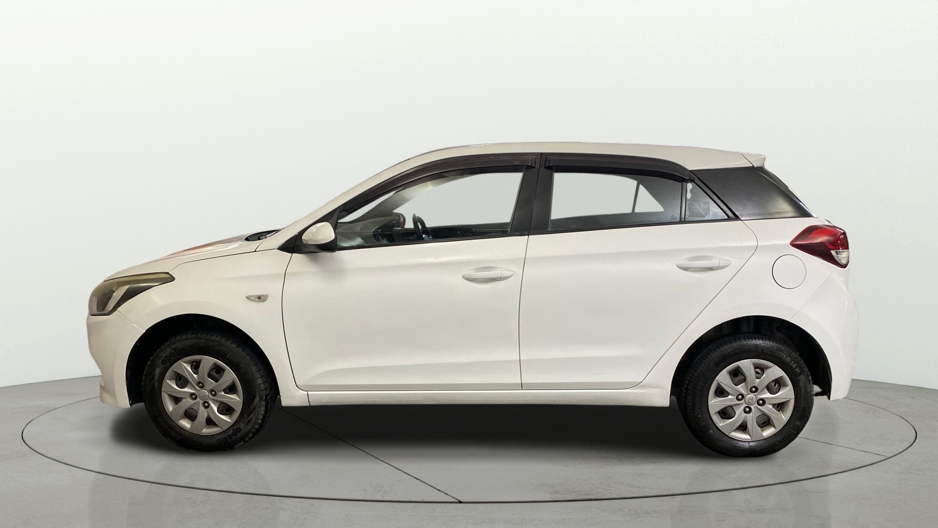 View 2016 Hyundai Elite i20 Magna 1.2 Image 5 Used 2016 Hyundai Elite i20 Magna 1.2 Image 5