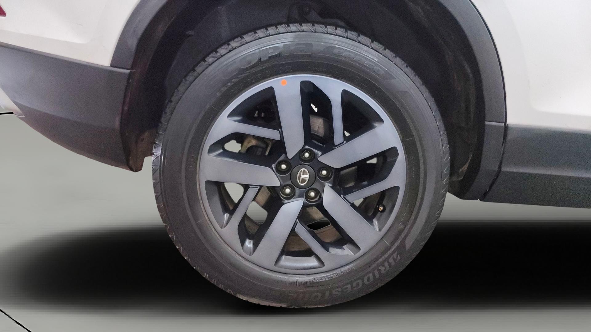 View 2022 Tata Safari XZA Plus Gold Image 35 Used 2022 Tata Safari XZA Plus Gold Image 35
