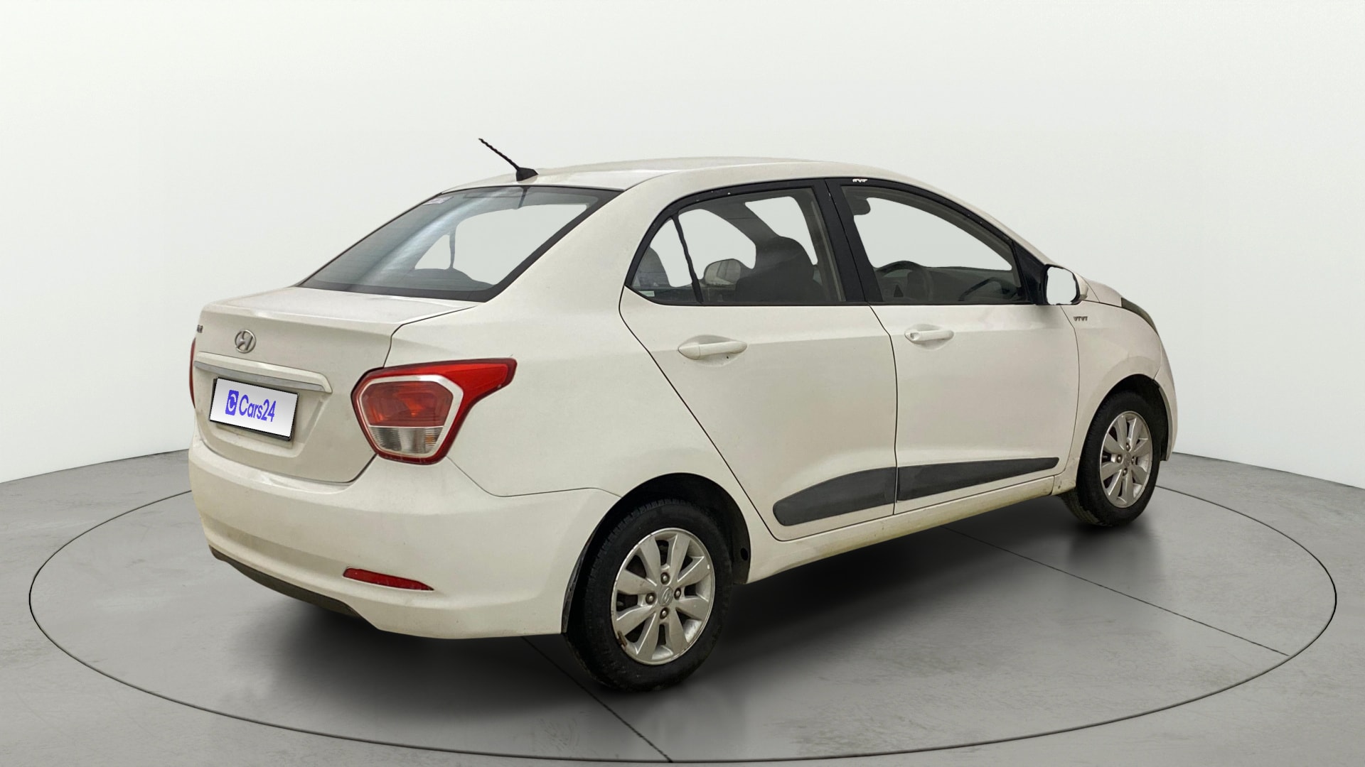 View 2015 Hyundai Xcent E Petrol Image 41 Used 2015 Hyundai Xcent E Petrol Image 41