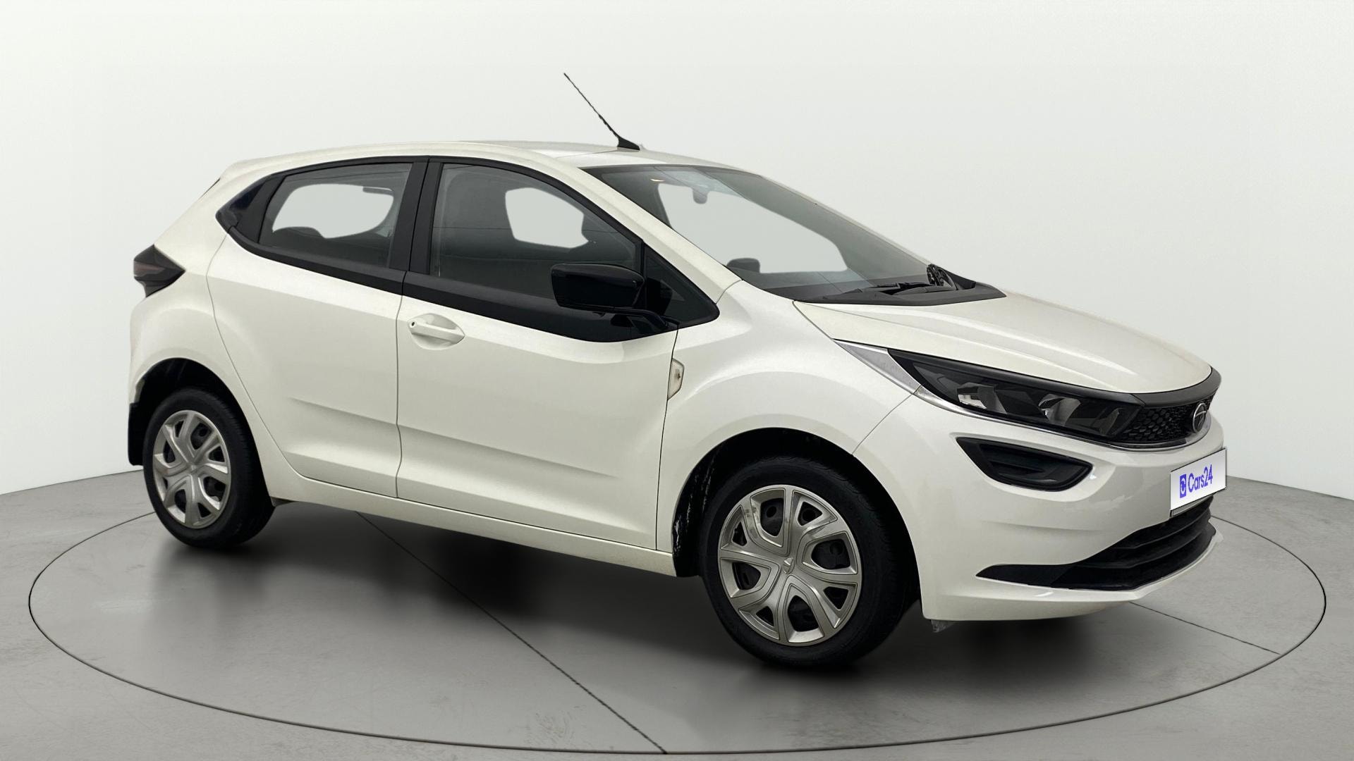 View 2023 Tata Altroz XM Plus Petrol Image 35 Used 2023 Tata Altroz XM Plus Petrol Image 35