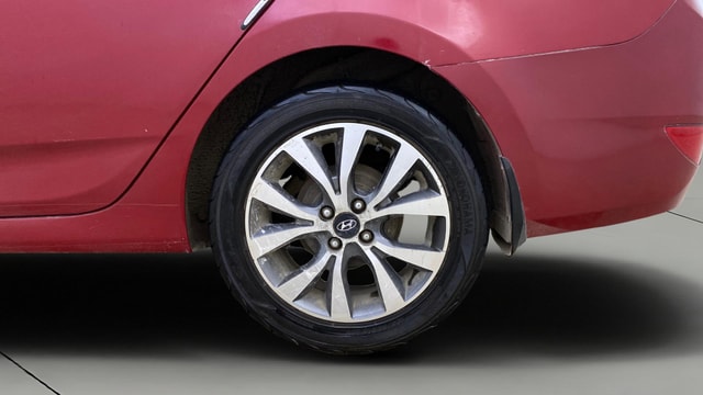 View Hyundai Fluidic Verna Image 11 Used Hyundai Fluidic Verna Image 11