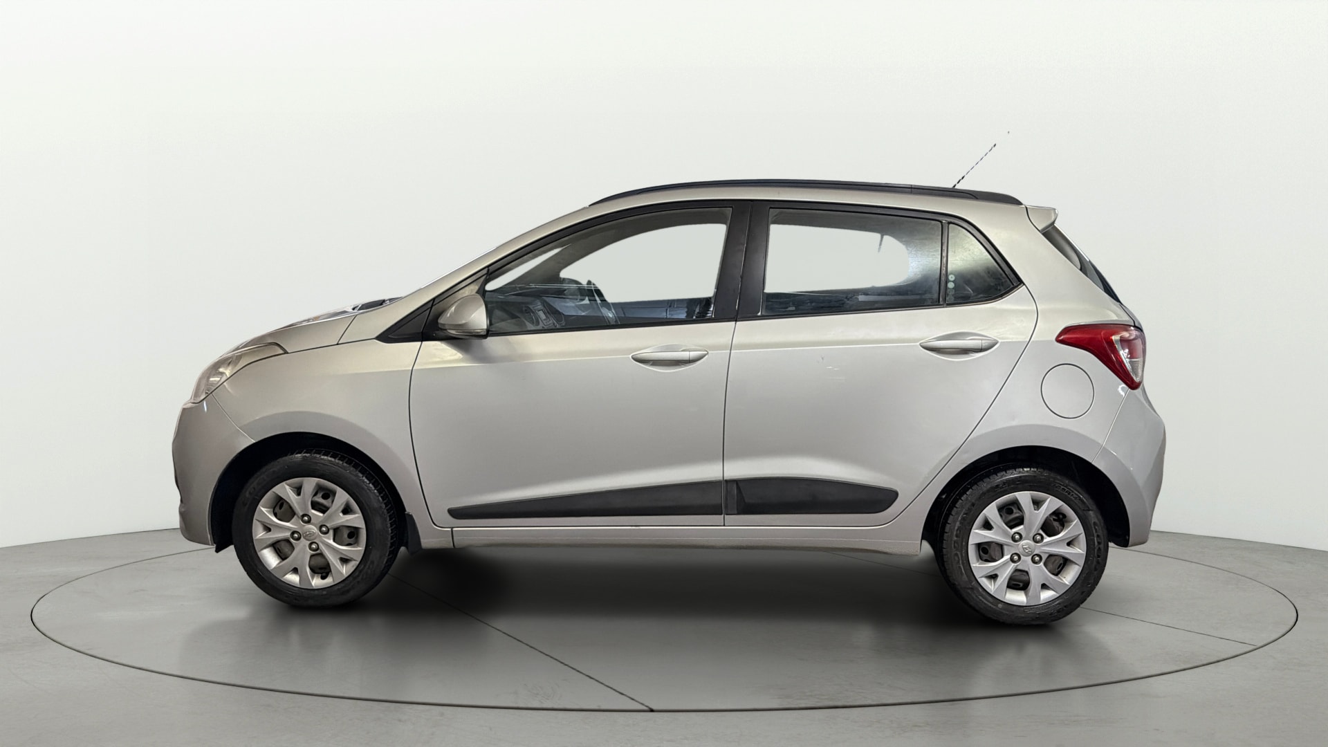 Used 2016 Hyundai Grand i10 Used 2016 Hyundai Grand i10