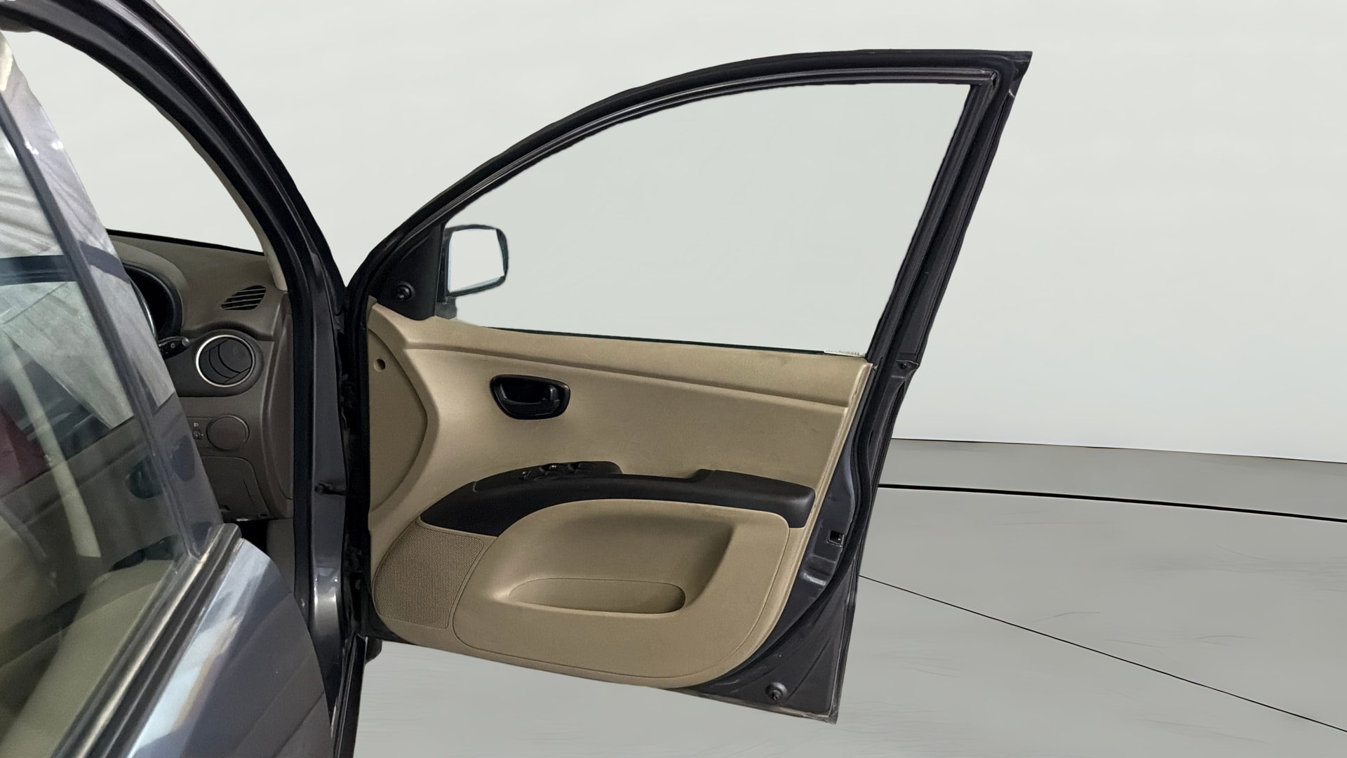 View 2015 Hyundai i10 1.1 Magna Image 43 Used 2015 Hyundai i10 1.1 Magna Image 43