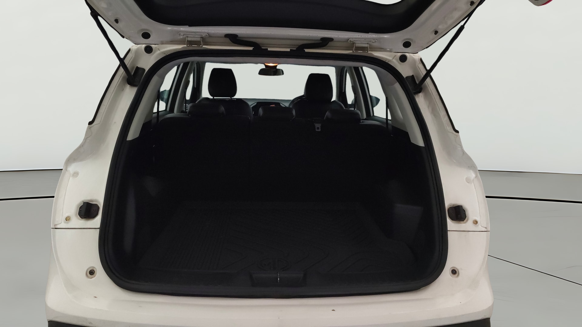 View 2022 MG Hector Shine Petrol Image 37 Used 2022 MG Hector Shine Petrol Image 37