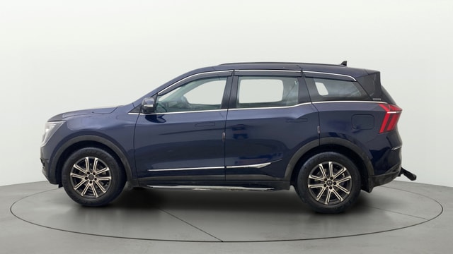 View Mahindra XUV700 Image 28 Used Mahindra XUV700 Image 28