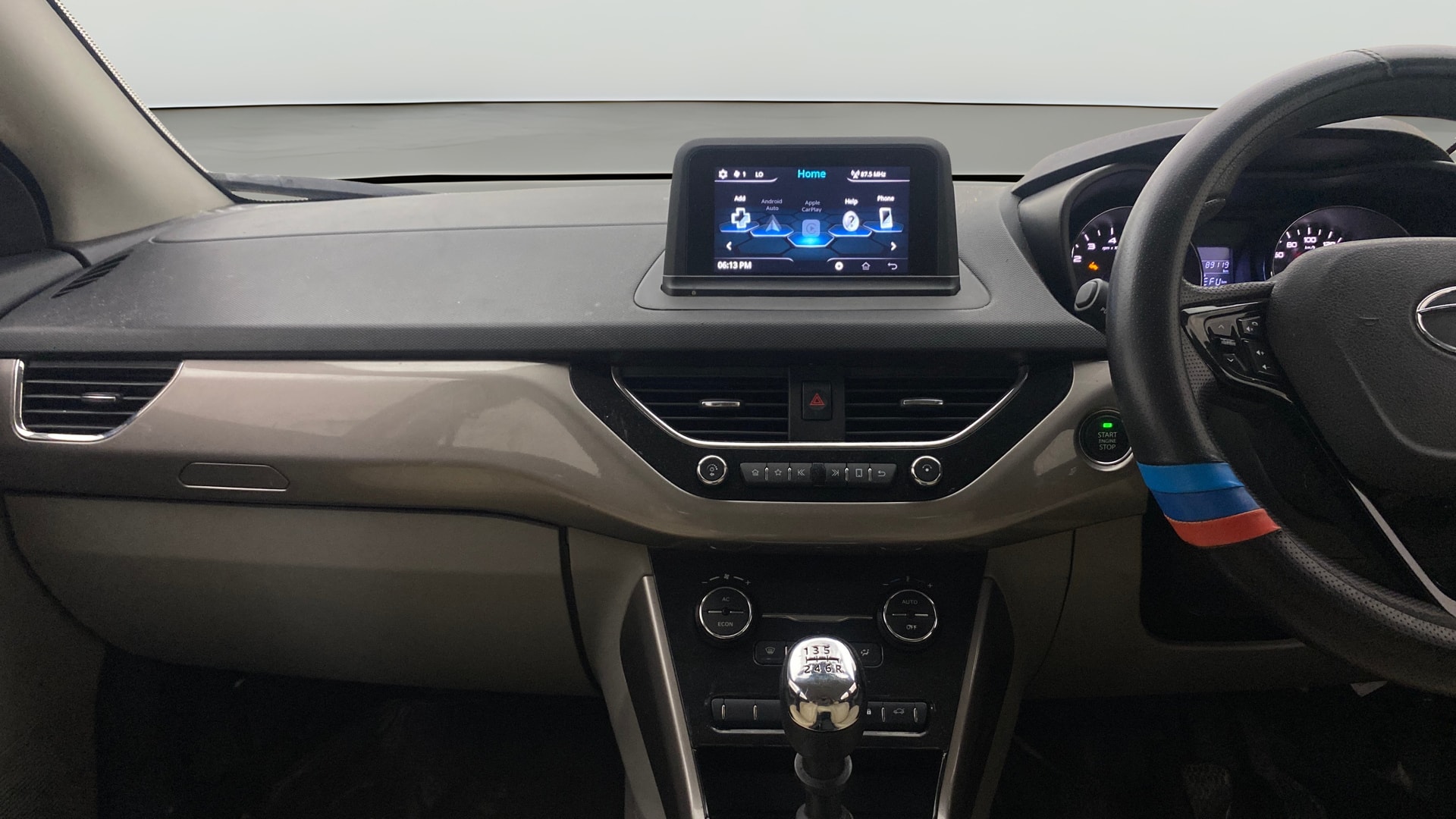 View 2019 Tata Nexon Revotron XE Image 17 Used 2019 Tata Nexon Revotron XE Image 17
