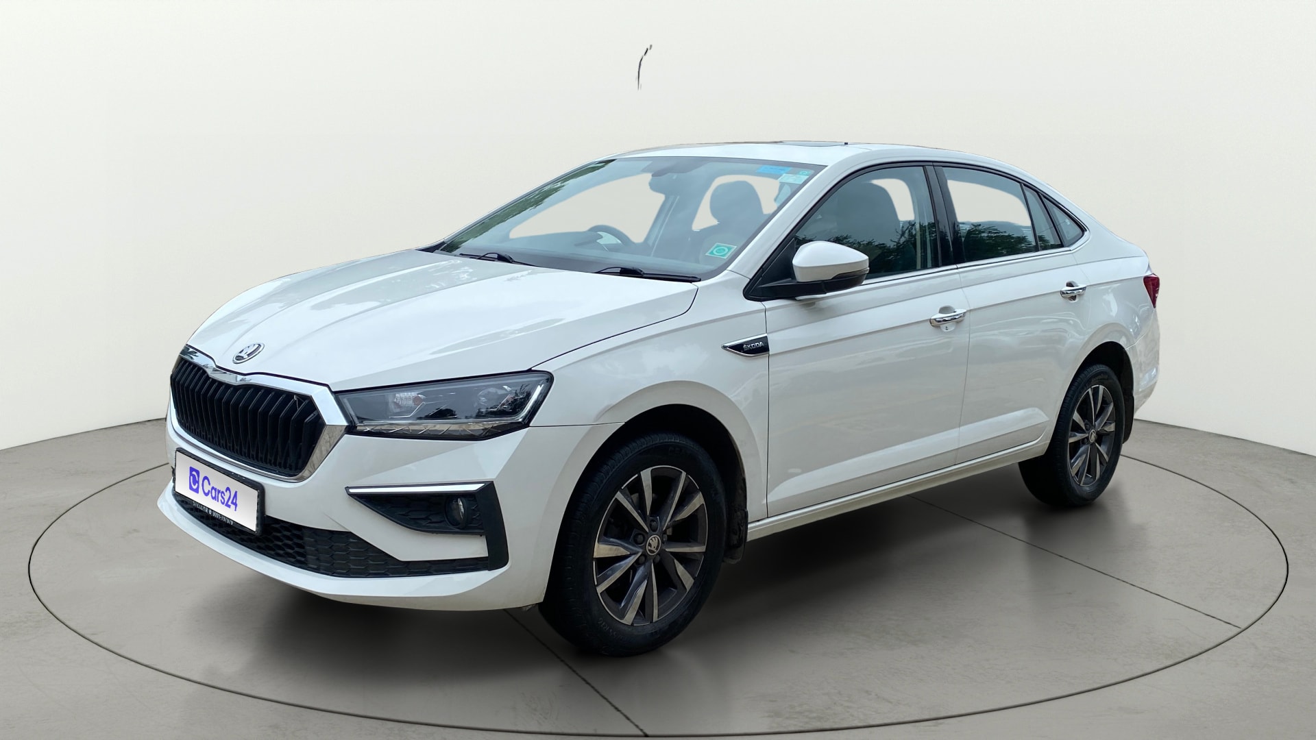 View 2023 Skoda Slavia Style 1.0 TSI MT Image 22 Used 2023 Skoda Slavia Style 1.0 TSI MT Image 22