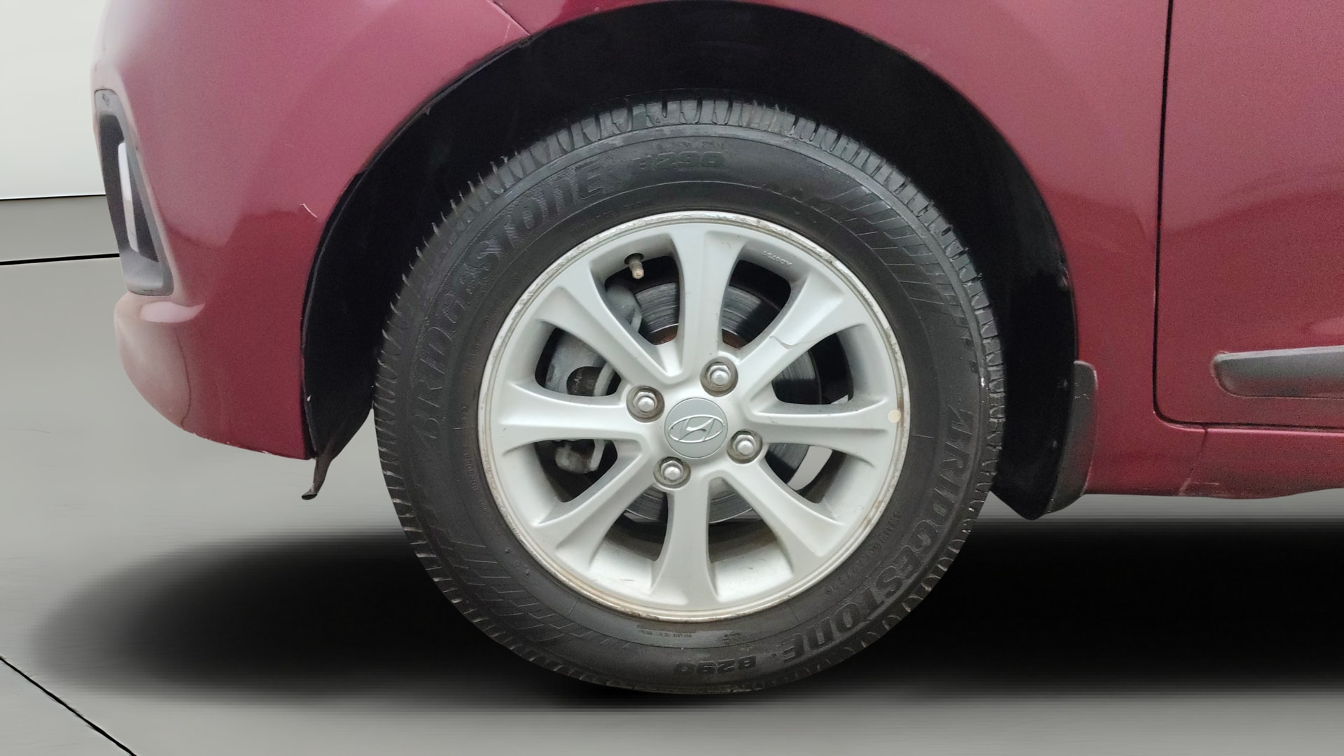 View 2015 Hyundai Grand i10 Asta AT 1.2 Kappa VTVT Image 27 Used 2015 Hyundai Grand i10 Asta AT 1.2 Kappa VTVT Image 27