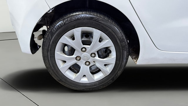 View Hyundai Grand i10 Image 23 Used Hyundai Grand i10 Image 23