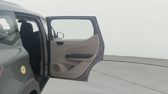 View Renault Triber Image 7 Used Renault Triber Image 7