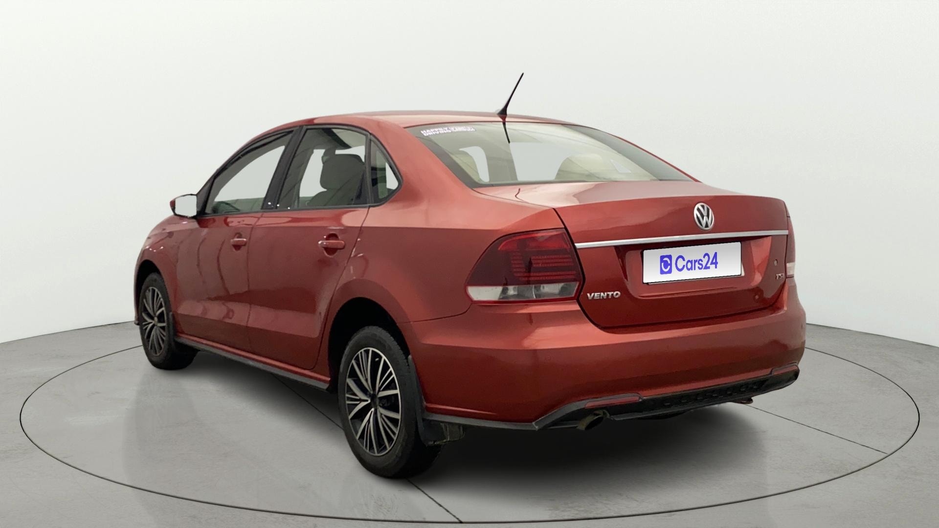 View 2020 Volkswagen Vento 1.0 L TSI Highline Petrol Image 2 Used 2020 Volkswagen Vento 1.0 L TSI Highline Petrol Image 2