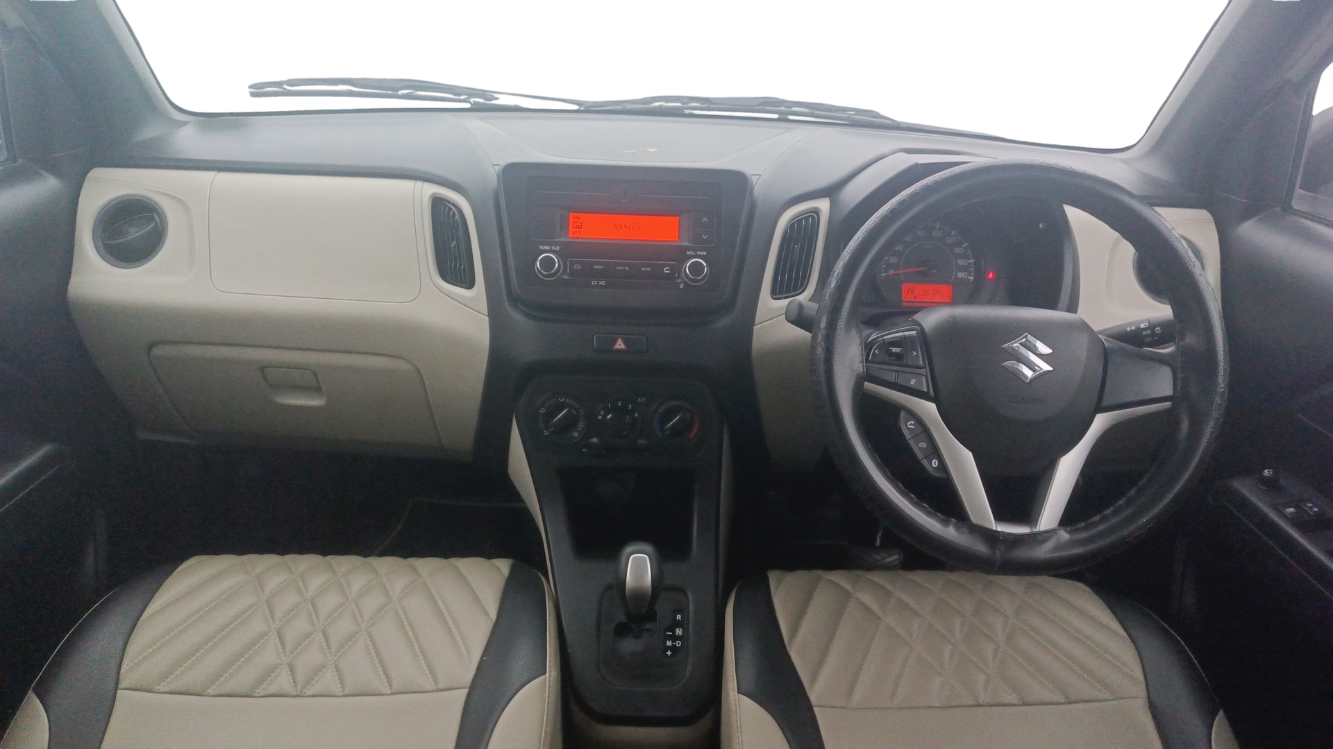 View 2019 Maruti Suzuki 1000 Base Variant Image 15 Used 2019 Maruti Suzuki 1000 Base Variant Image 15