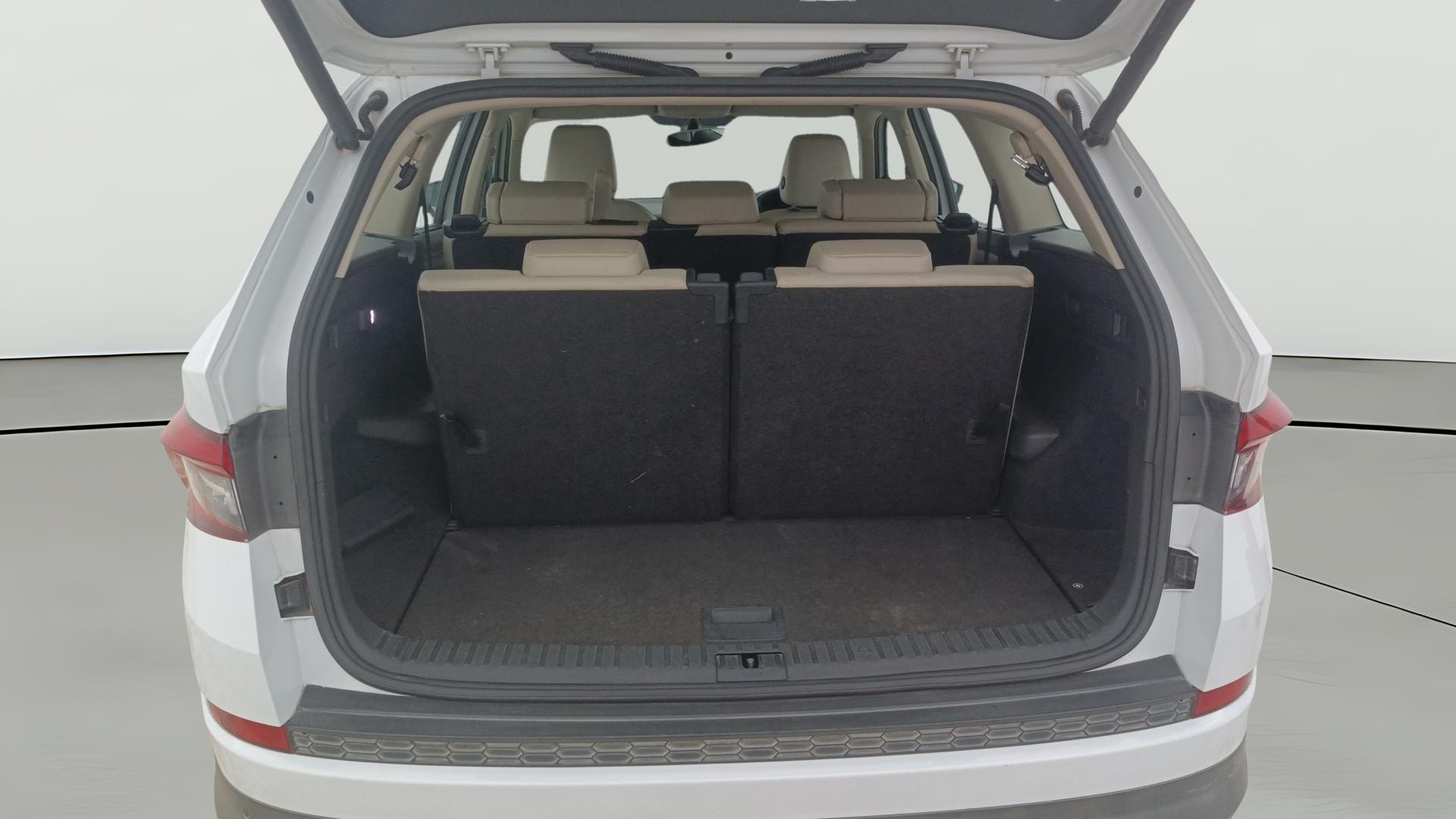 View 2017 Skoda Kodiaq Style 4x4 Image 43 Used 2017 Skoda Kodiaq Style 4x4 Image 43