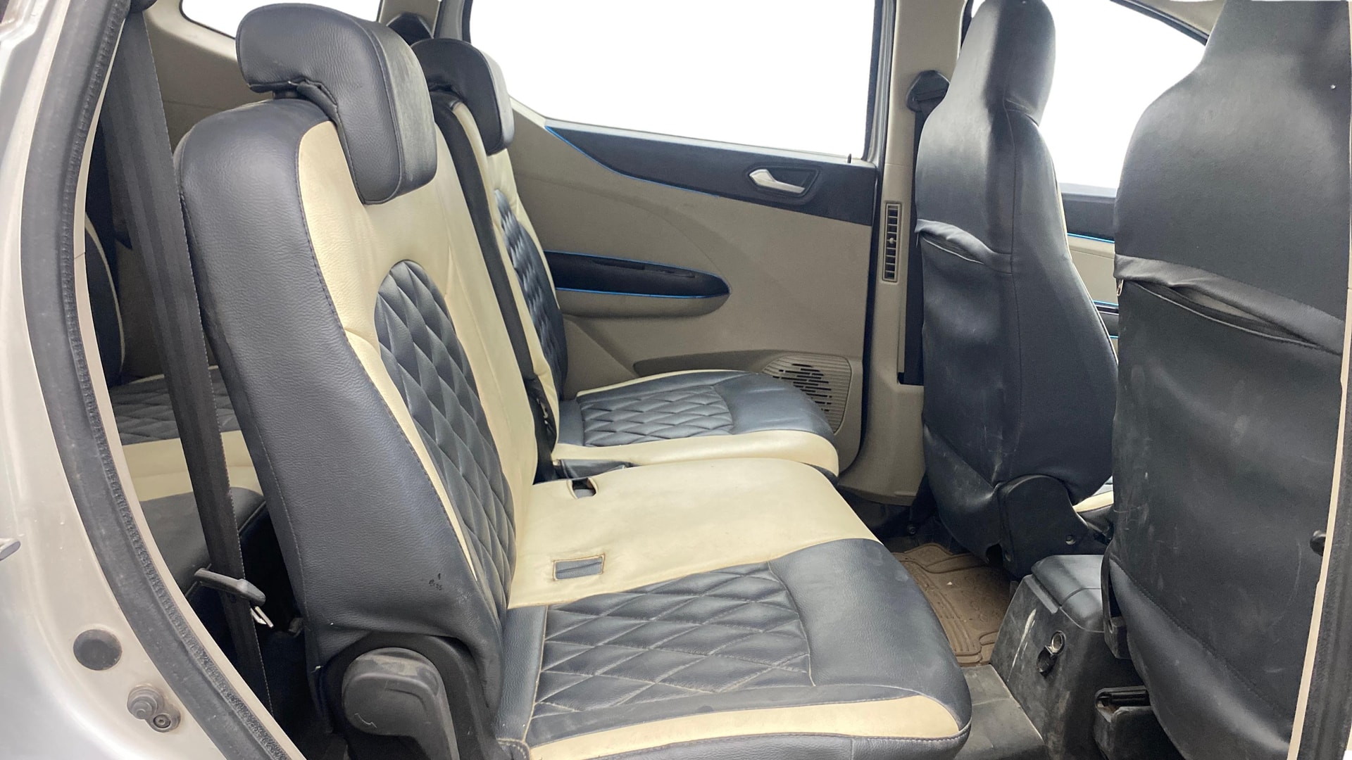 Used 2021 Renault Triber Used 2021 Renault Triber