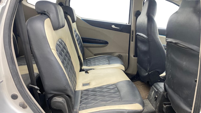 View Renault Triber Image 30 Used Renault Triber Image 30