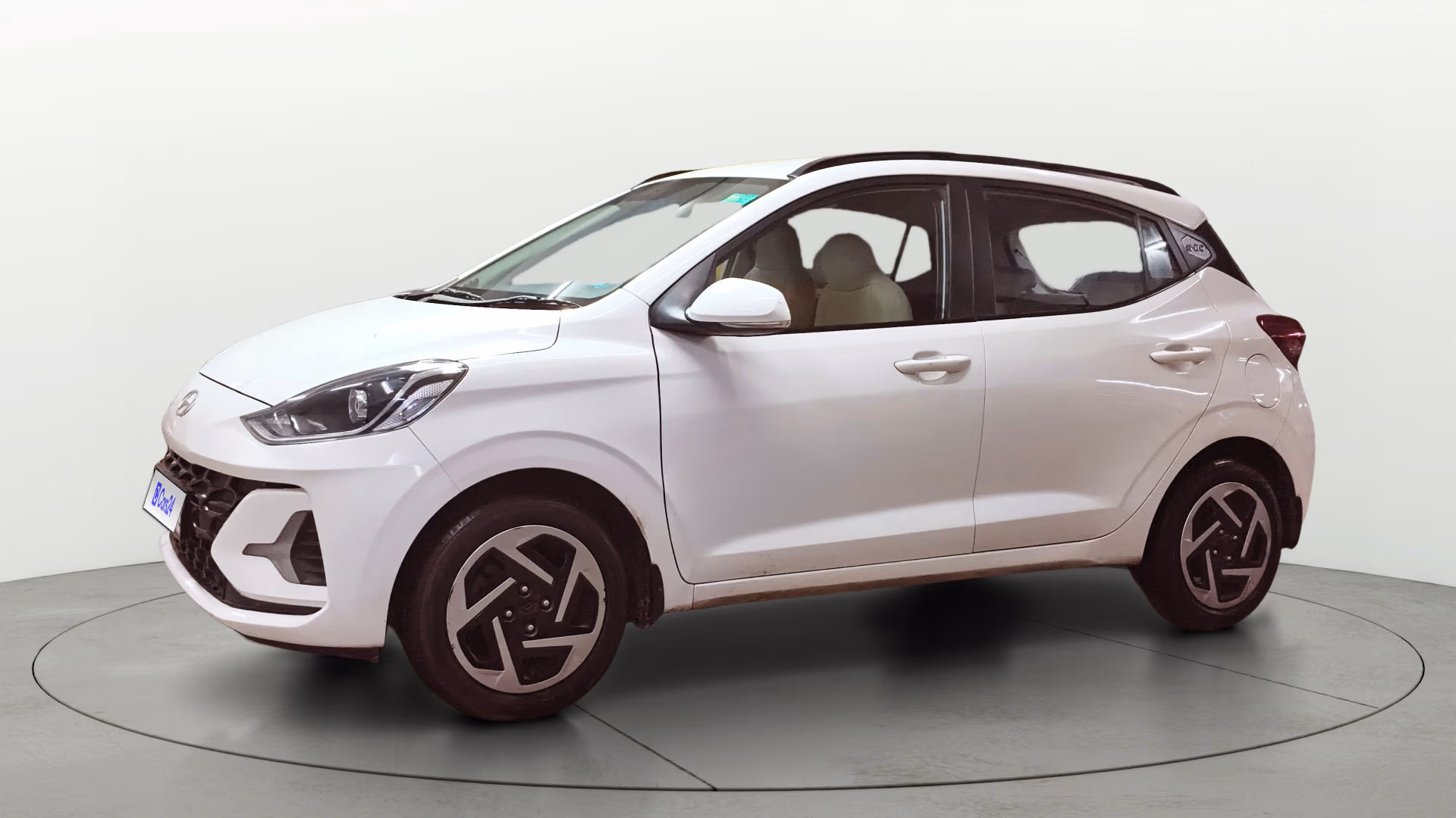 View 2023 Hyundai Grand i10 Nios Sportz Petrol AMT Image 37 Used 2023 Hyundai Grand i10 Nios Sportz Petrol AMT Image 37