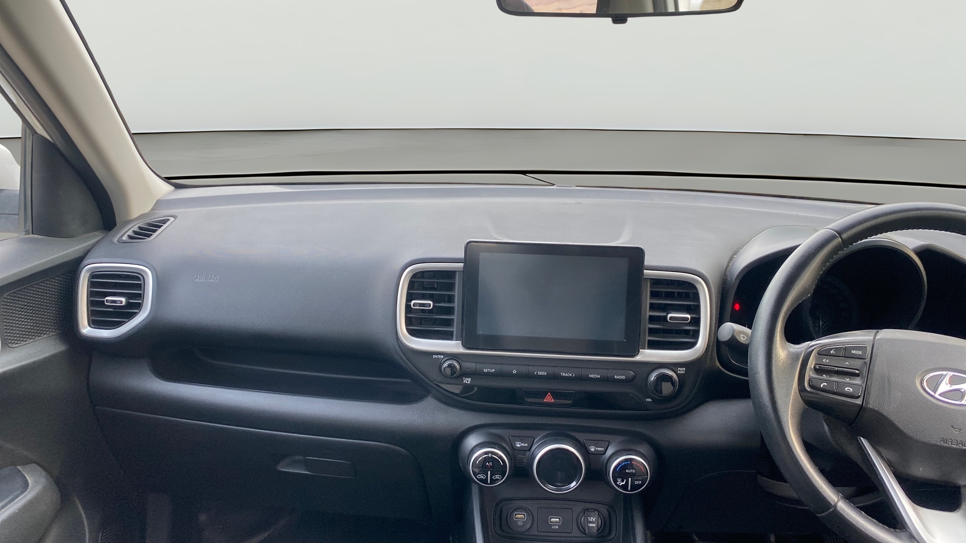 View 2019 Hyundai Venue SX 1.0 Petrol Image 18 Used 2019 Hyundai Venue SX 1.0 Petrol Image 18