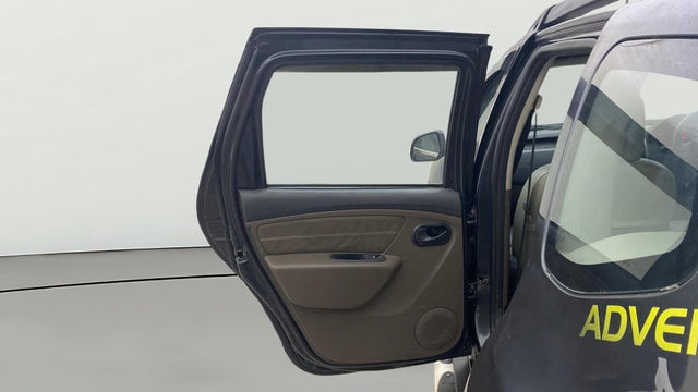 View Renault Duster Image 22 Used Renault Duster Image 22