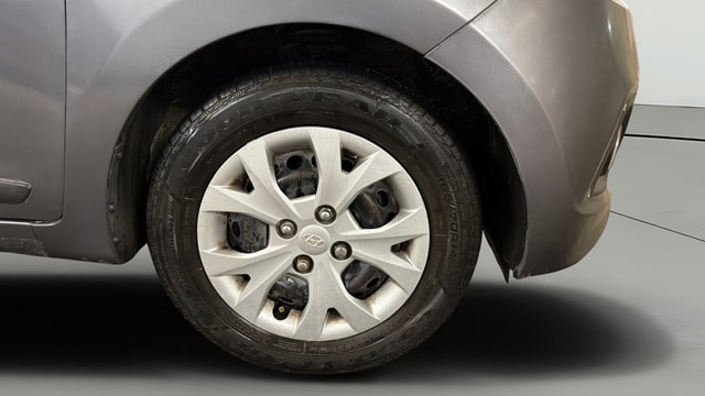 View Hyundai Grand i10 Image 39 Used Hyundai Grand i10 Image 39