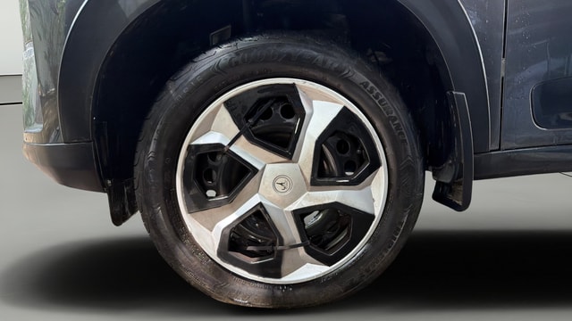 View Tata Nexon Image 29 Used Tata Nexon Image 29