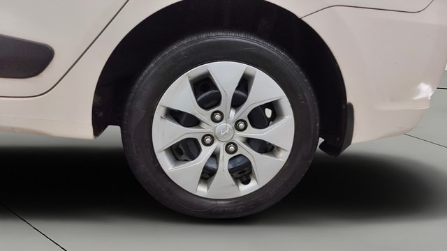 View Hyundai Xcent Image 11 Used Hyundai Xcent Image 11