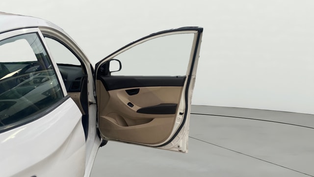 View Hyundai EON Image 43 Used Hyundai EON Image 43
