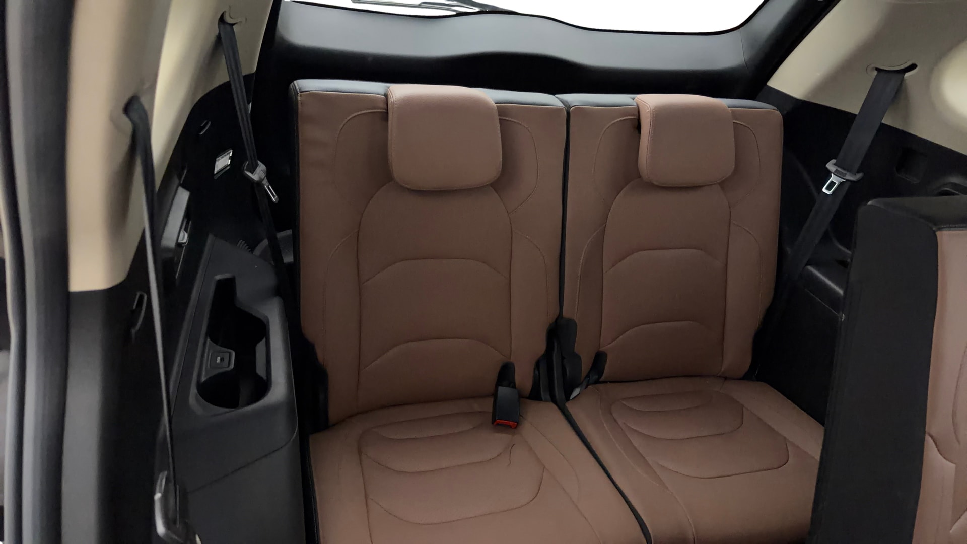 View 2024 MG Hector Plus Savvy Pro 7 Seater CVT Petrol Image 10 Used 2024 MG Hector Plus Savvy Pro 7 Seater CVT Petrol Image 10