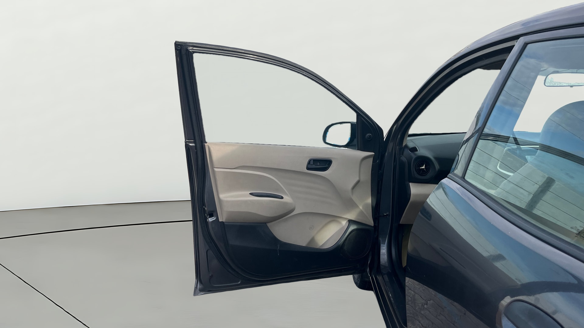 View 2020 Hyundai New Santro Era Executive Petrol Image 31 Used 2020 Hyundai New Santro Era Executive Petrol Image 31