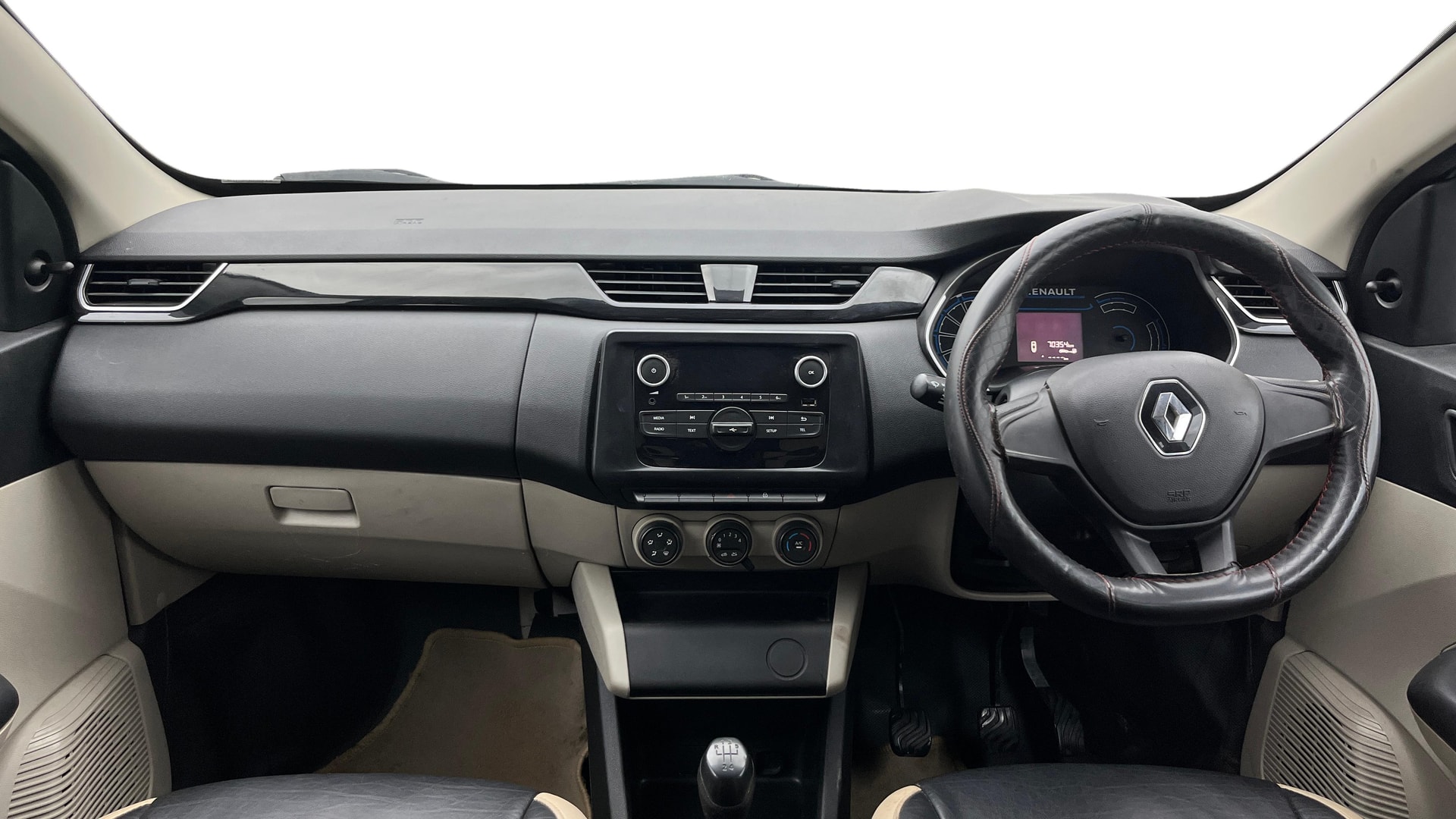 View 2020 Renault Triber RXE Image 16 Used 2020 Renault Triber RXE Image 16