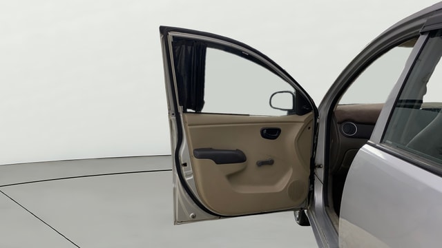 View Hyundai i10 Image 30 Used Hyundai i10 Image 30
