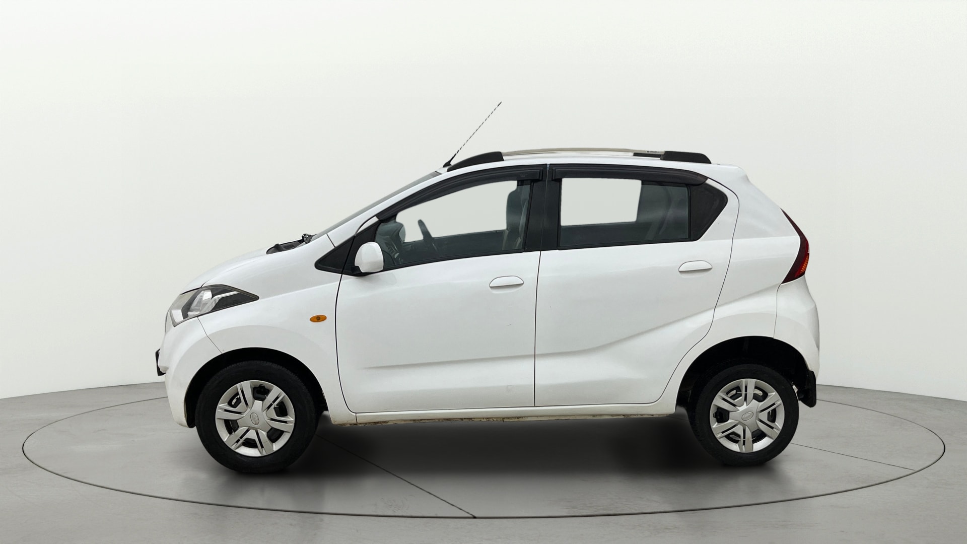 View 2018 Datsun Redi GO T(O)-0.8L BS IV Image 5 Used 2018 Datsun Redi GO T(O)-0.8L BS IV Image 5