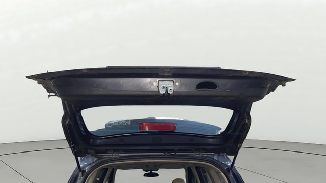 View Kia Carens Image 33 Used Kia Carens Image 33