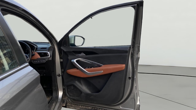 View MG Hector Plus Image 48 Used MG Hector Plus Image 48
