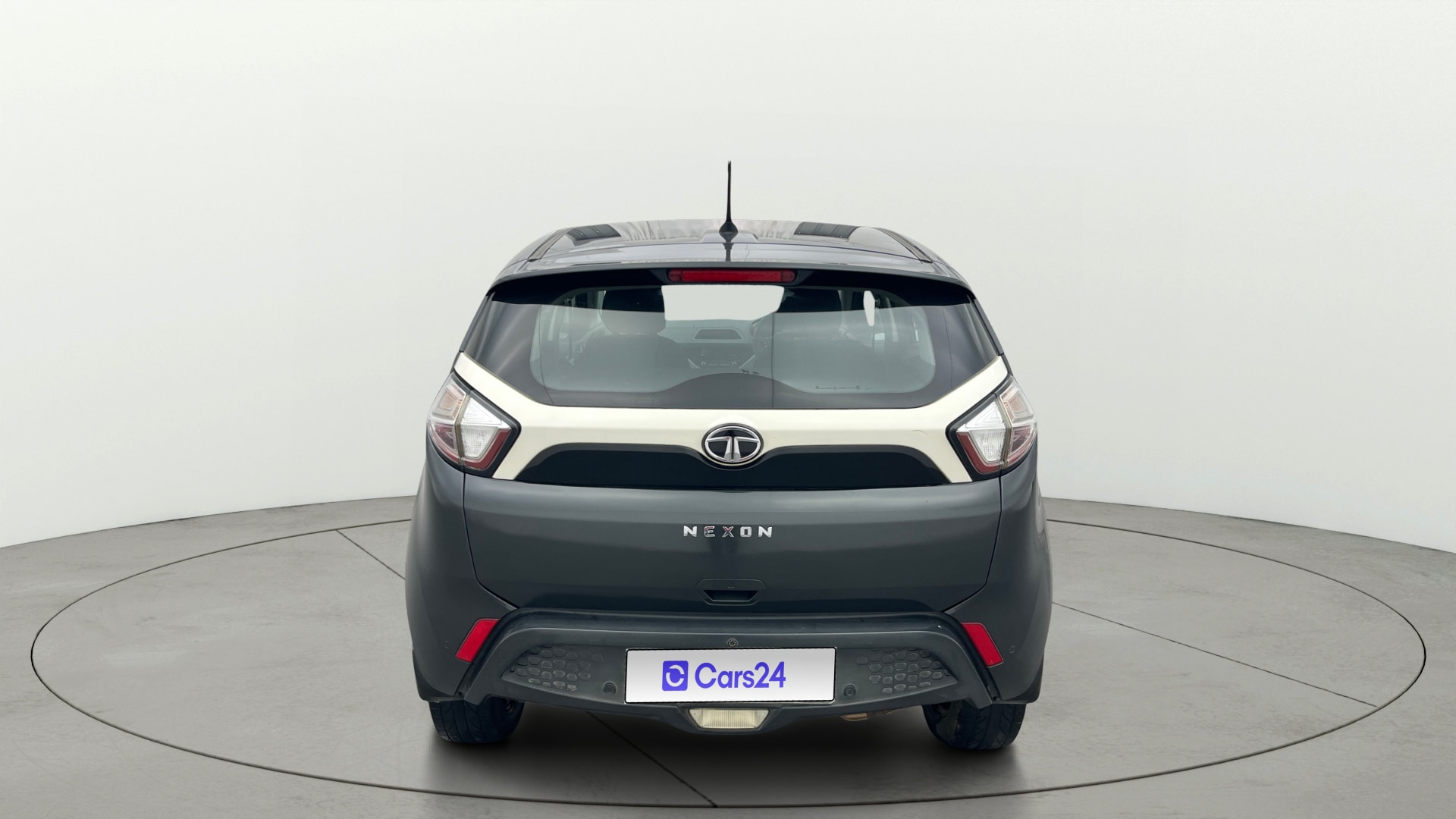 View 2019 Tata Nexon Revotron XM Image 40 Used 2019 Tata Nexon Revotron XM Image 40