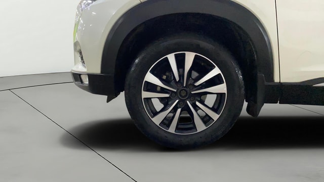 View Nissan Kicks Image 35 Used Nissan Kicks Image 35