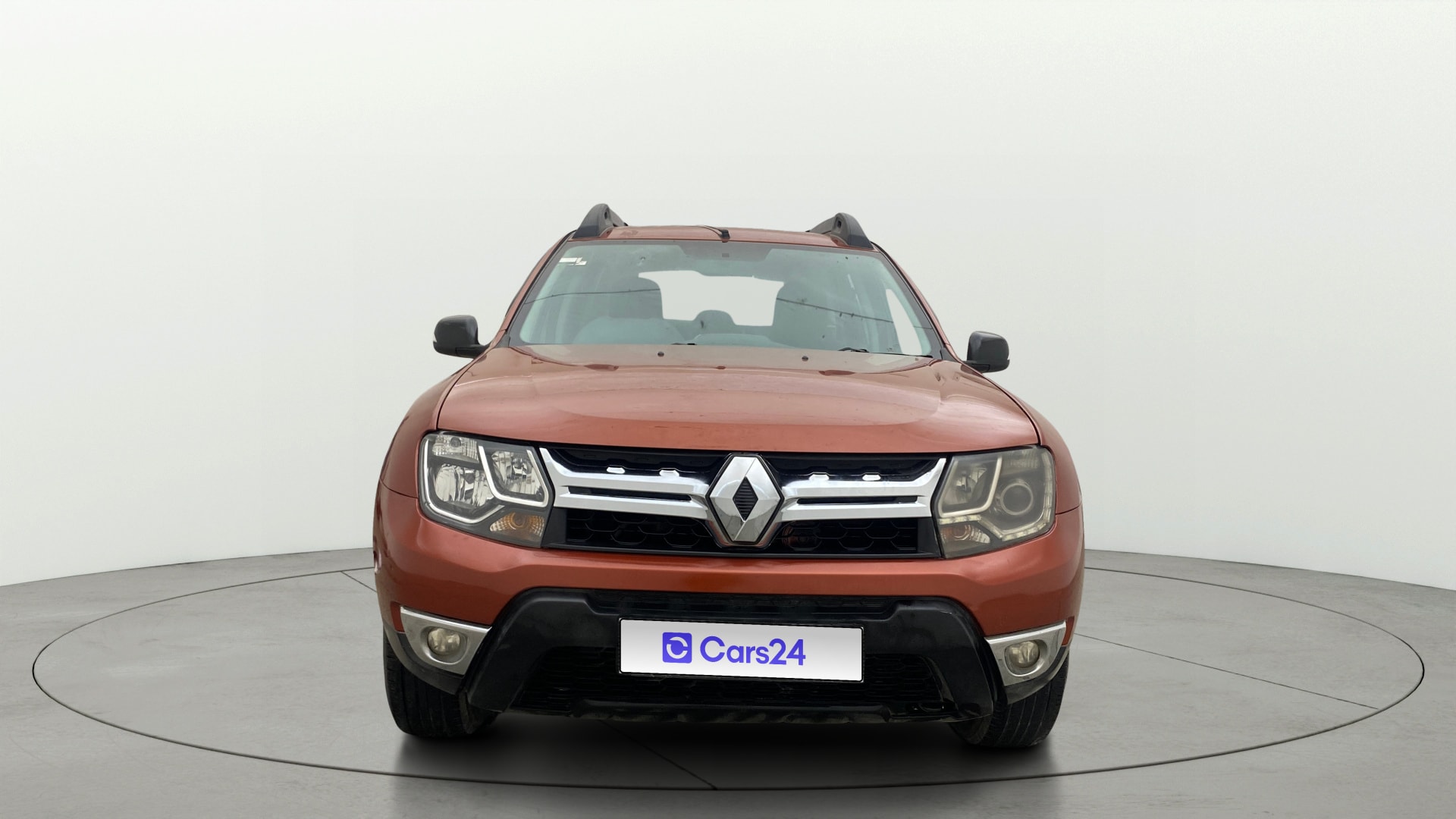 View 2018 Renault Duster Petrol RxS CVT Petrol Image 1 Used 2018 Renault Duster Petrol RxS CVT Petrol Image 1