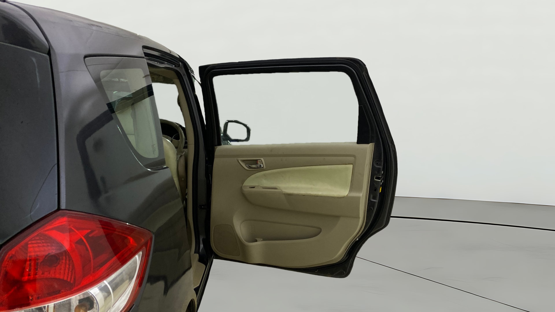 View 2017 Maruti Suzuki 1000 Base Variant Image 7 Used 2017 Maruti Suzuki 1000 Base Variant Image 7