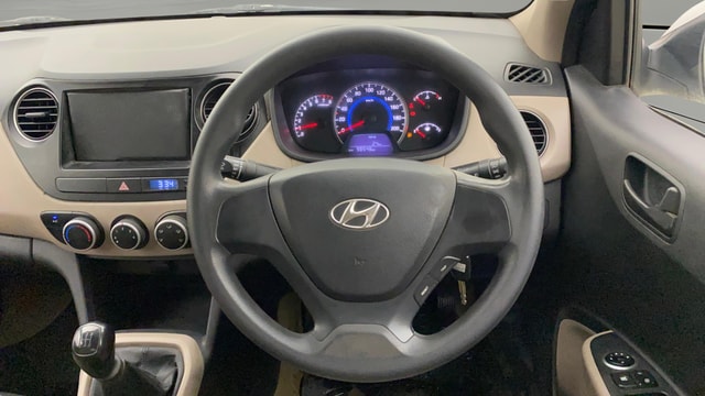 View Hyundai Grand i10 Image 20 Used Hyundai Grand i10 Image 20