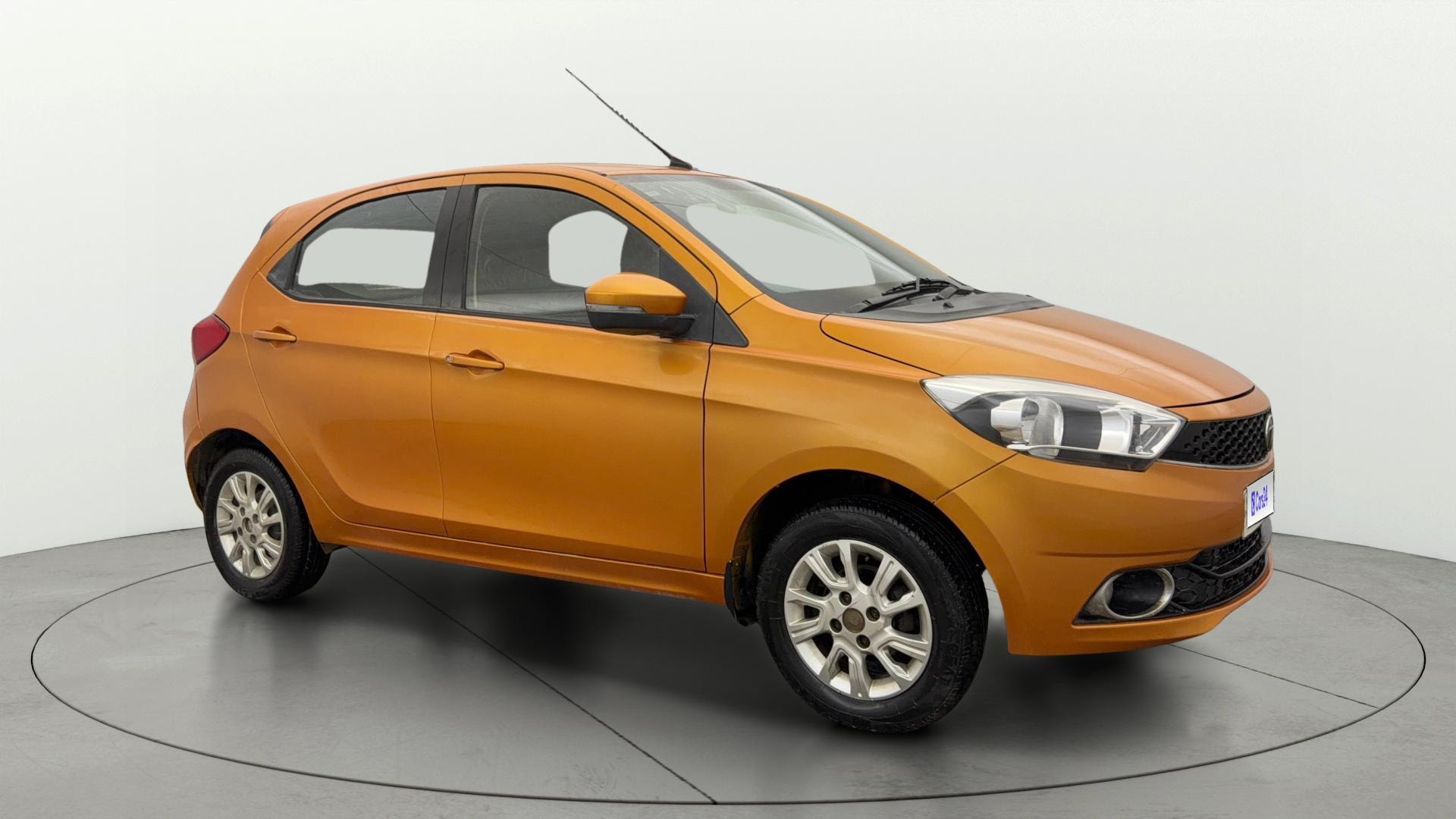 View 2018 Tata Tiago Revotorq XB Image 13 Used 2018 Tata Tiago Revotorq XB Image 13