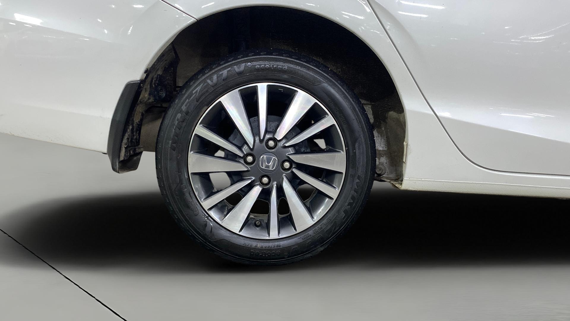 View 2024 Honda City ZX MT Diesel Anniversary Edition Image 33 Used 2024 Honda City ZX MT Diesel Anniversary Edition Image 33