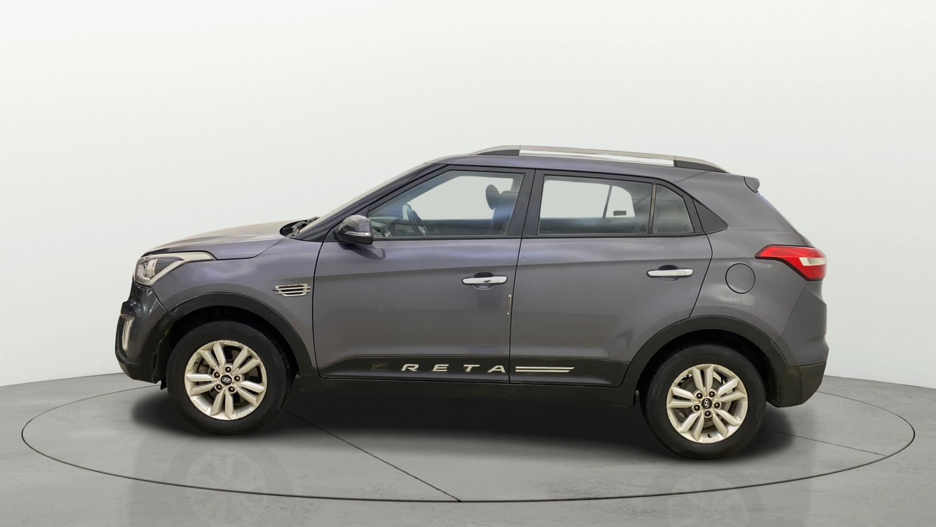 View 2017 Hyundai Creta 1.6 SX Plus Petrol Image 5 Used 2017 Hyundai Creta 1.6 SX Plus Petrol Image 5
