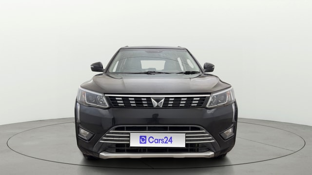 View Mahindra XUV300 Image 1 Used Mahindra XUV300 Image 1
