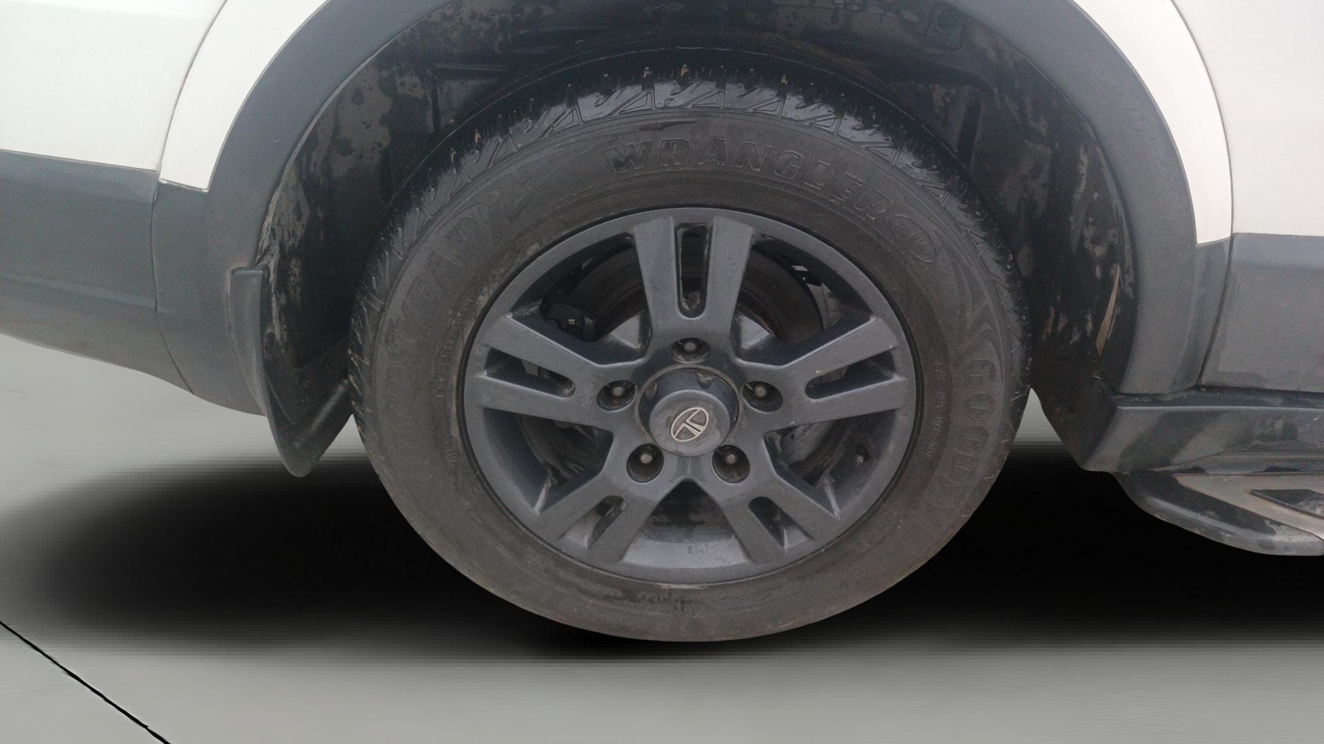 View 2019 Tata Hexa XTA 4X2 Image 35 Used 2019 Tata Hexa XTA 4X2 Image 35
