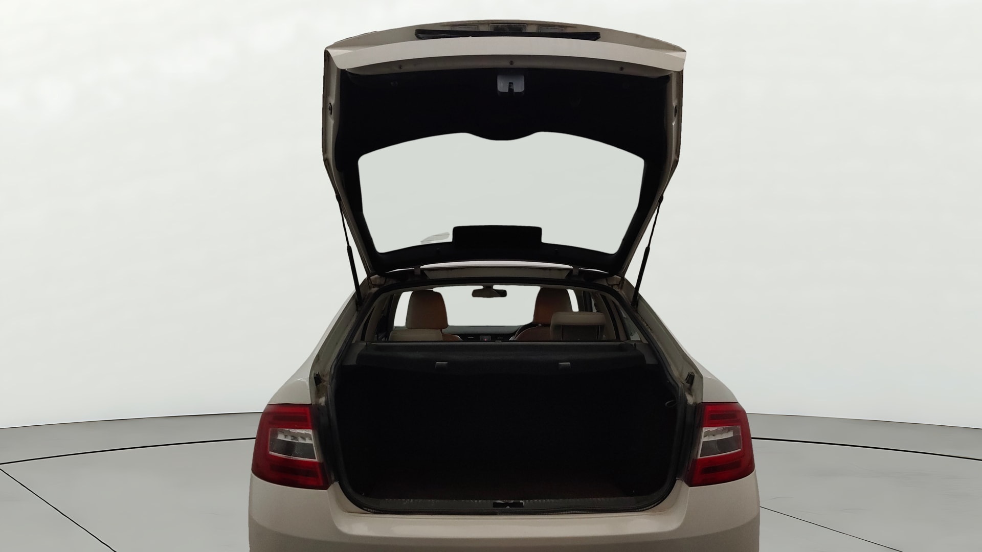 View 2015 Skoda Octavia 1.8 Elegance TSI AT Image 29 Used 2015 Skoda Octavia 1.8 Elegance TSI AT Image 29