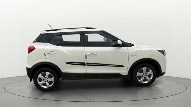 View Mahindra XUV300 Image 8 Used Mahindra XUV300 Image 8