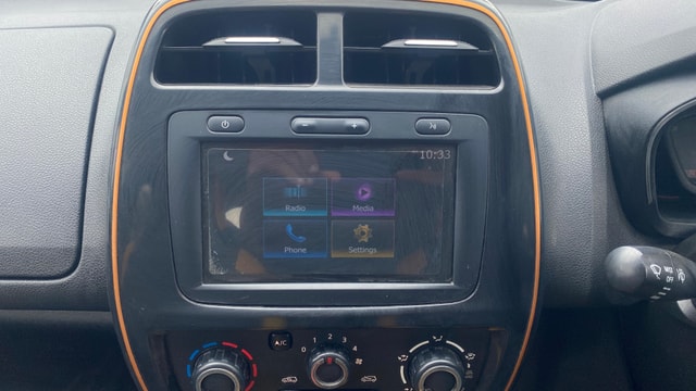 View Renault Kwid Image 17 Used Renault Kwid Image 17