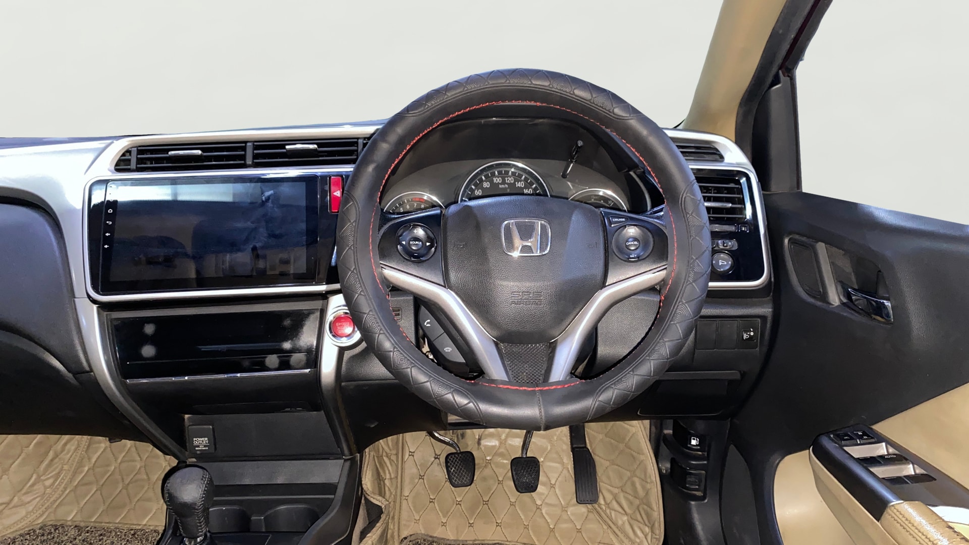 View 2016 Honda City ZX MT Diesel Anniversary Edition Image 13 Used 2016 Honda City ZX MT Diesel Anniversary Edition Image 13