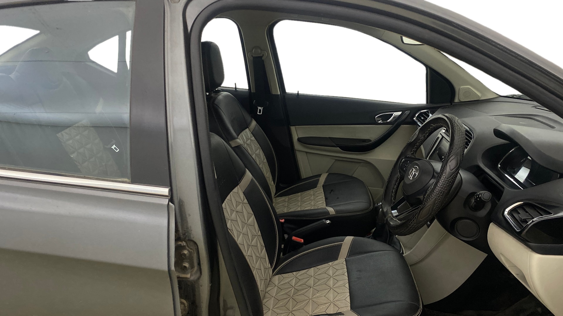 Used 2022 Tata Tigor Used 2022 Tata Tigor