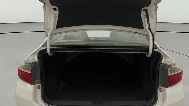 View Honda City ZX Image 39 Used Honda City ZX Image 39